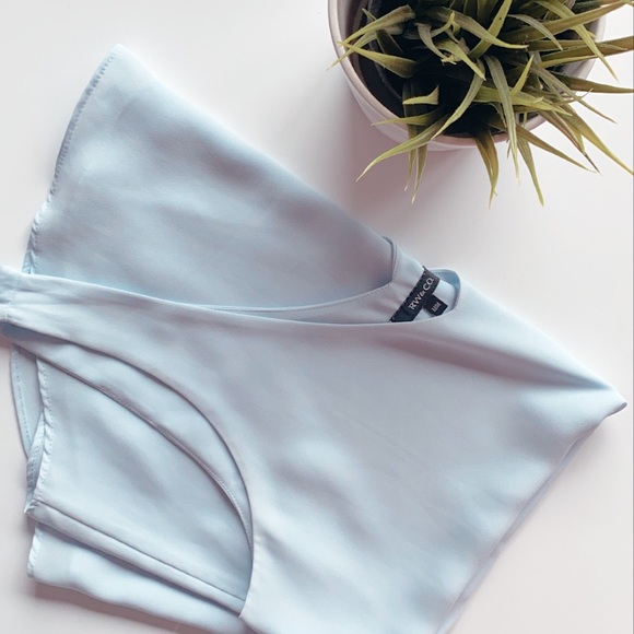 ❤ *FREE* ❤  RW & Co. Blouse - Light Blue minimum purchase of 3 items. - Picture 2 of 4
